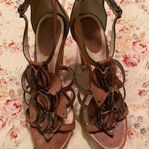 Frye “Janna Flower T” Sandals